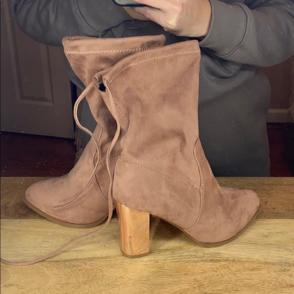 Booties - Picture 4 of 4